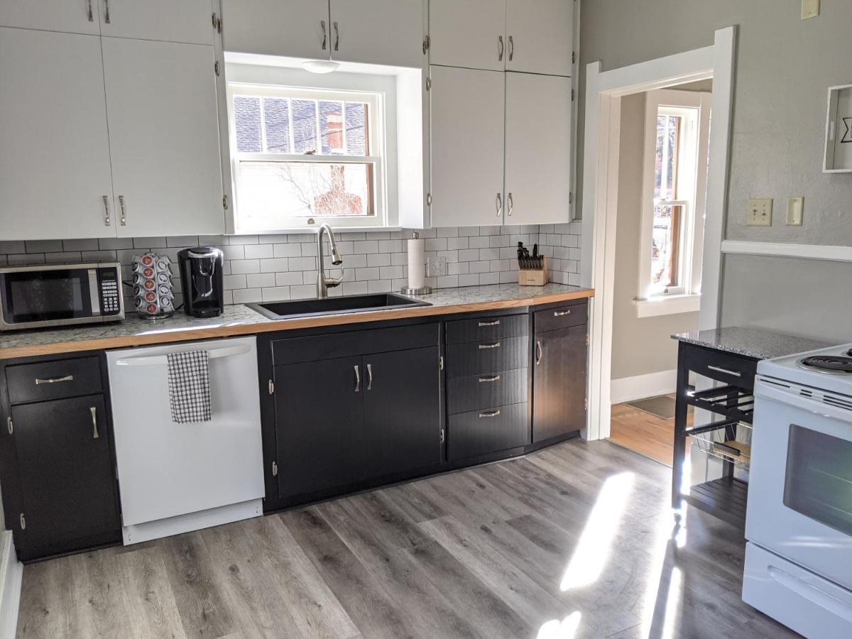 The Lewis House-upper Level-a Peaceful Spot! Appartement